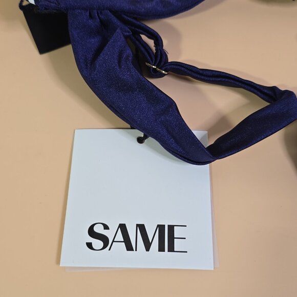 SAME Underwire Top - Picture 5 of 6